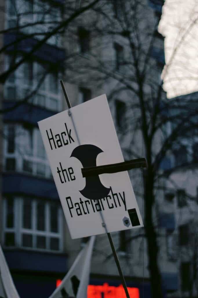 The Intersection of Cybersecurity and Digital Rights: A Deli...
